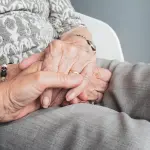 Gubbio, contributi ai caregiver familiari: domande entro luglio