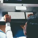 Umbria, nuova legge per la tutela e la sicurezza dei lavoratori digitali